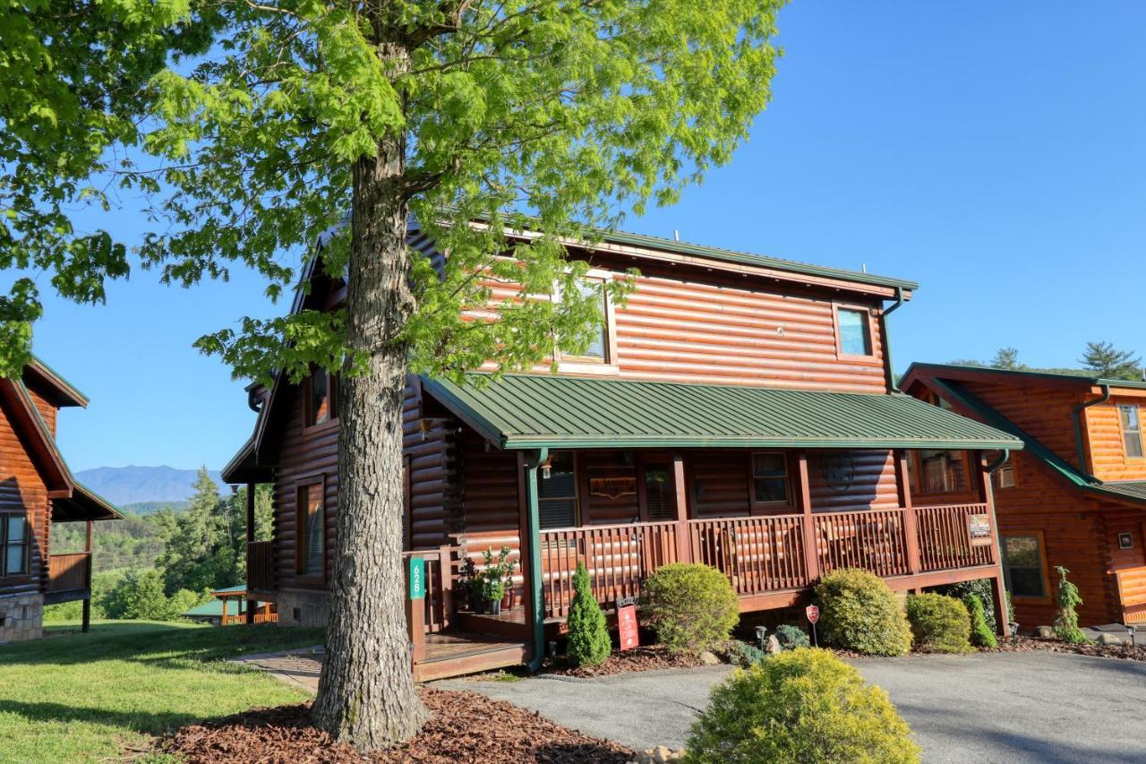 Villa A Stone'S Throw Cabin à Pigeon Forge Extérieur photo